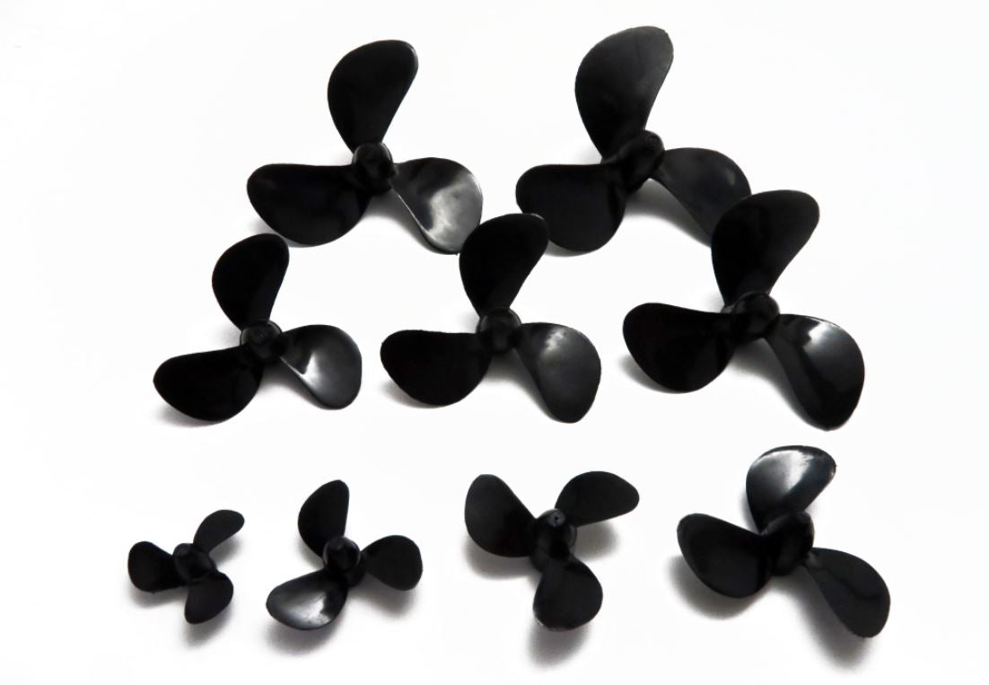 Schiffsschraube D 60 mm / Steigung 32 mm / M4 Gewinde / 3 Blatt linkslaufend / Kunststoff