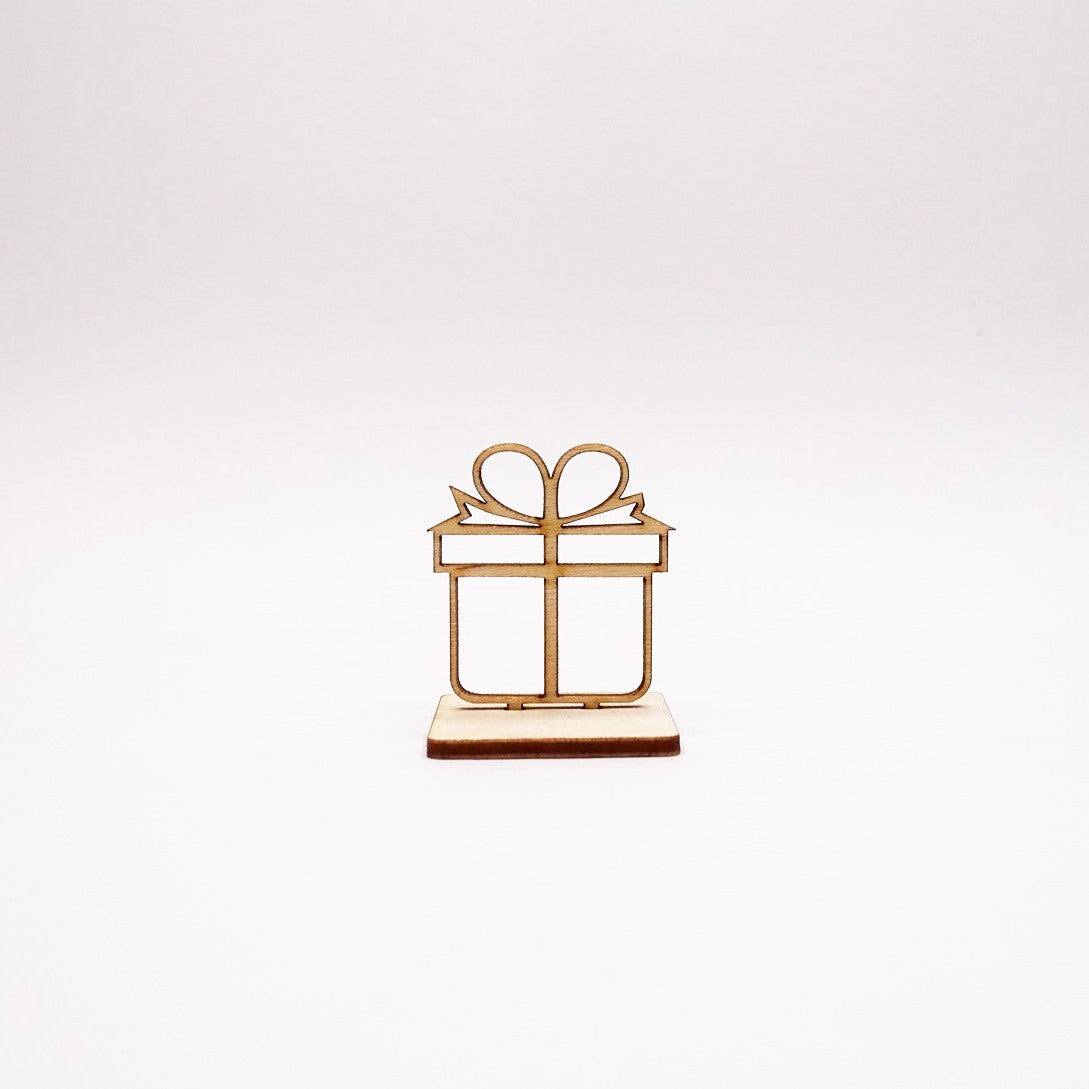 DIY Geschenkpackerl-Steckset aus Holz