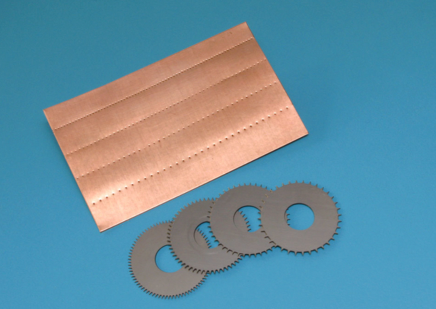 Nietenroller mit 4 versch. Abstandsscheiben 1,1 mm, 1,5 mm, 2,0 mm, 2,5 mm
