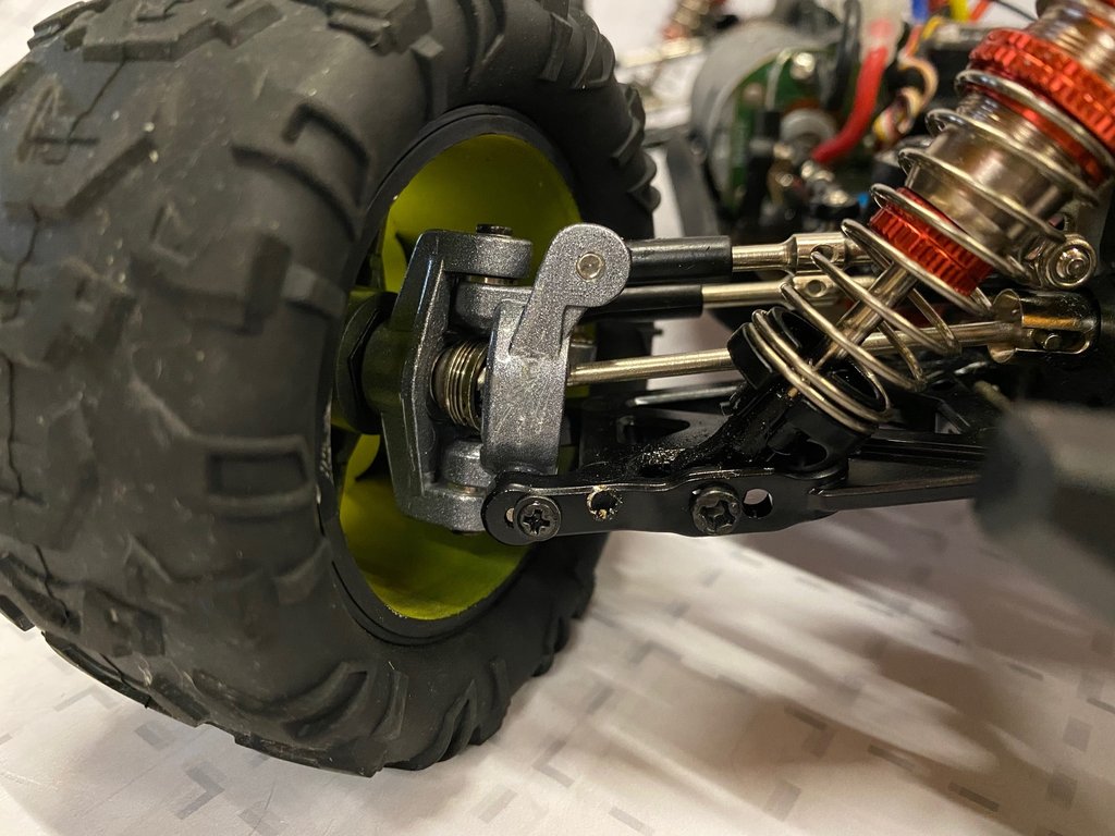 DF06 Evolution 4WD Truck mit Fernsteuerung, 1:14, RTR Spritzwassergeschützt