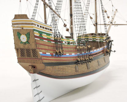 Mayflower            Länge 535 mm, mit deutscher Bildbauanleitung