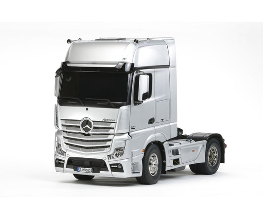 Mercedes Benz Actros 1851 Gigaspace, Tamiya Bausatz, 1:14