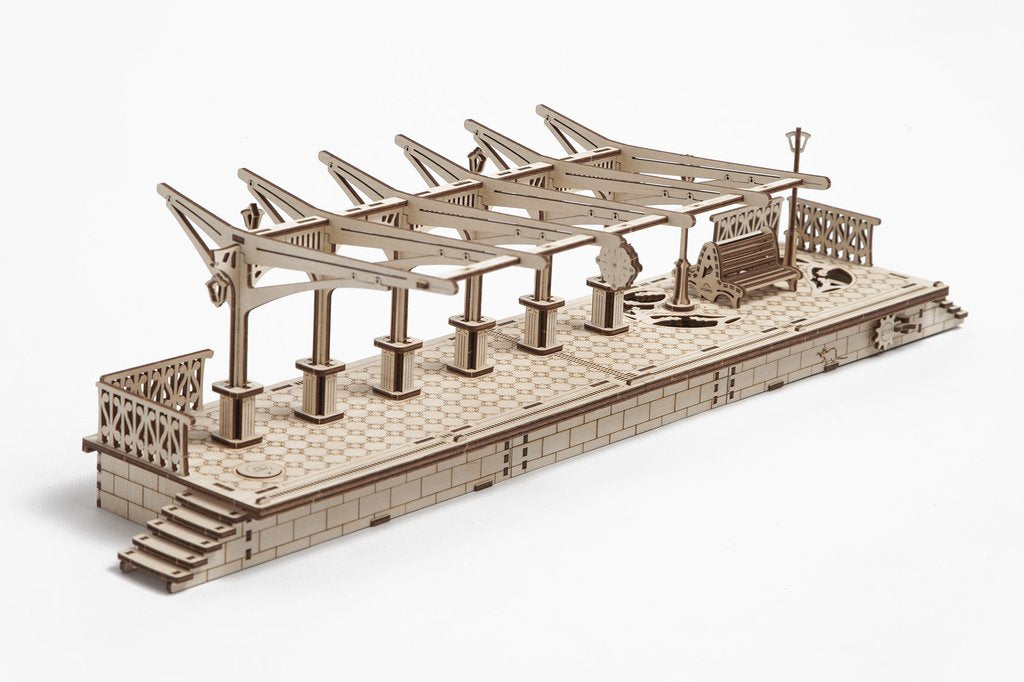 Bahnsteig für Lokomotive                           UGears