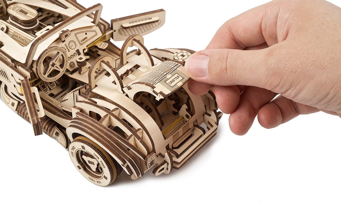 Cobra Racing Drift Auto                                            UGears