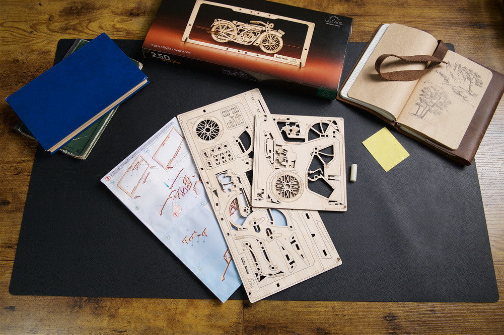 2,5D Wandbild Indie Motorrad                         UGears