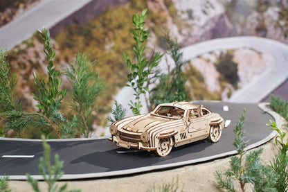 Sportcoupe mit Flügeltüren                                      UGears