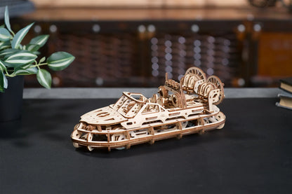 Rescue Hovercraft Luftkissenboot                UGears